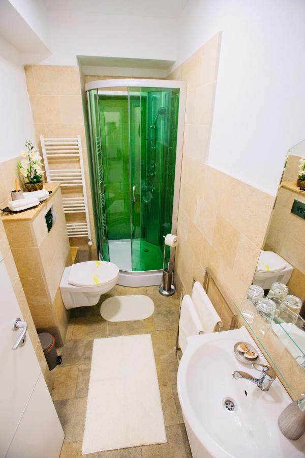 Lira Holiday Apartments Satu Mare Exterior foto