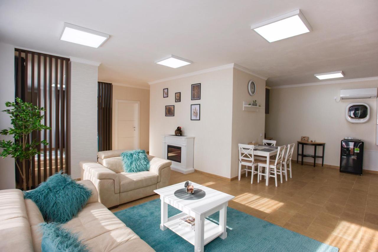 Lira Holiday Apartments Satu Mare Exterior foto