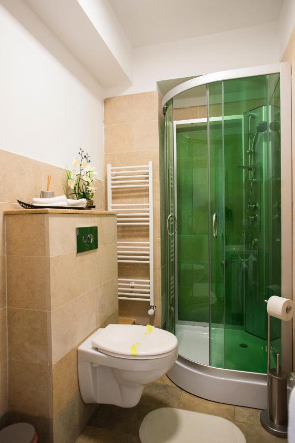 Lira Holiday Apartments Satu Mare Exterior foto
